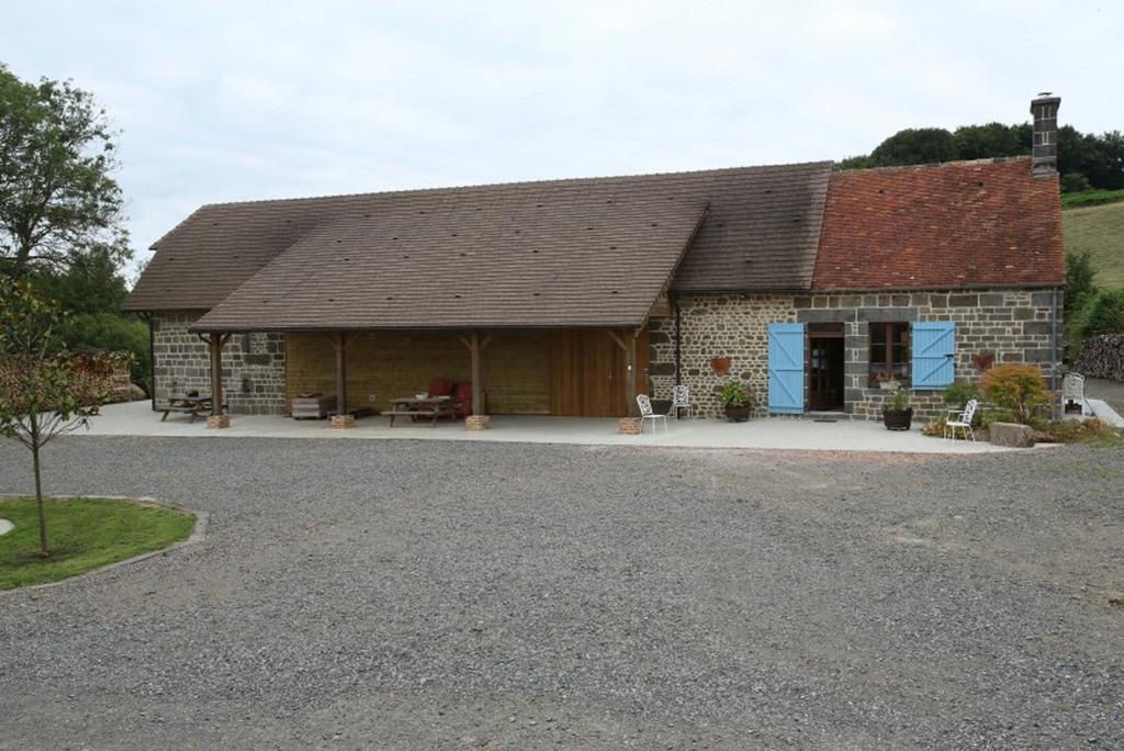 Ferme Cidricole Hugues Desfrieches Bed & Breakfast Sainte-Marguerite-de-Carrouges Bagian luar foto